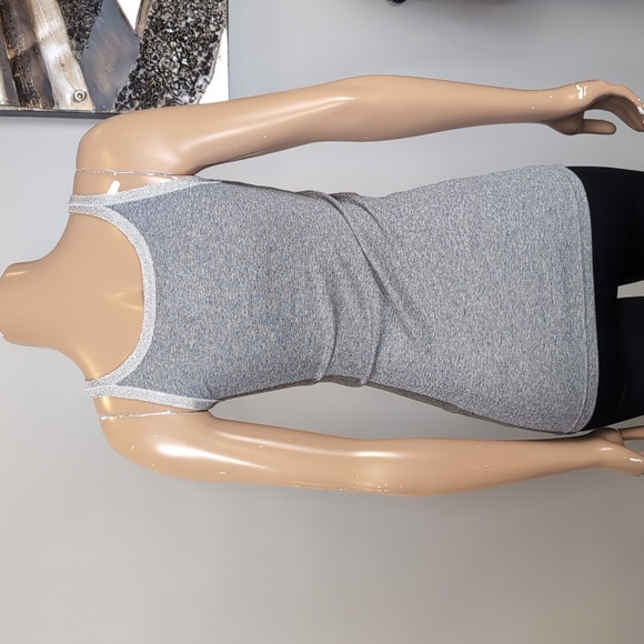 Calvin Klein Ribbed Camisole Tank Top Womens Size Small Grey Metallic Silver - Picture 5 of 11
